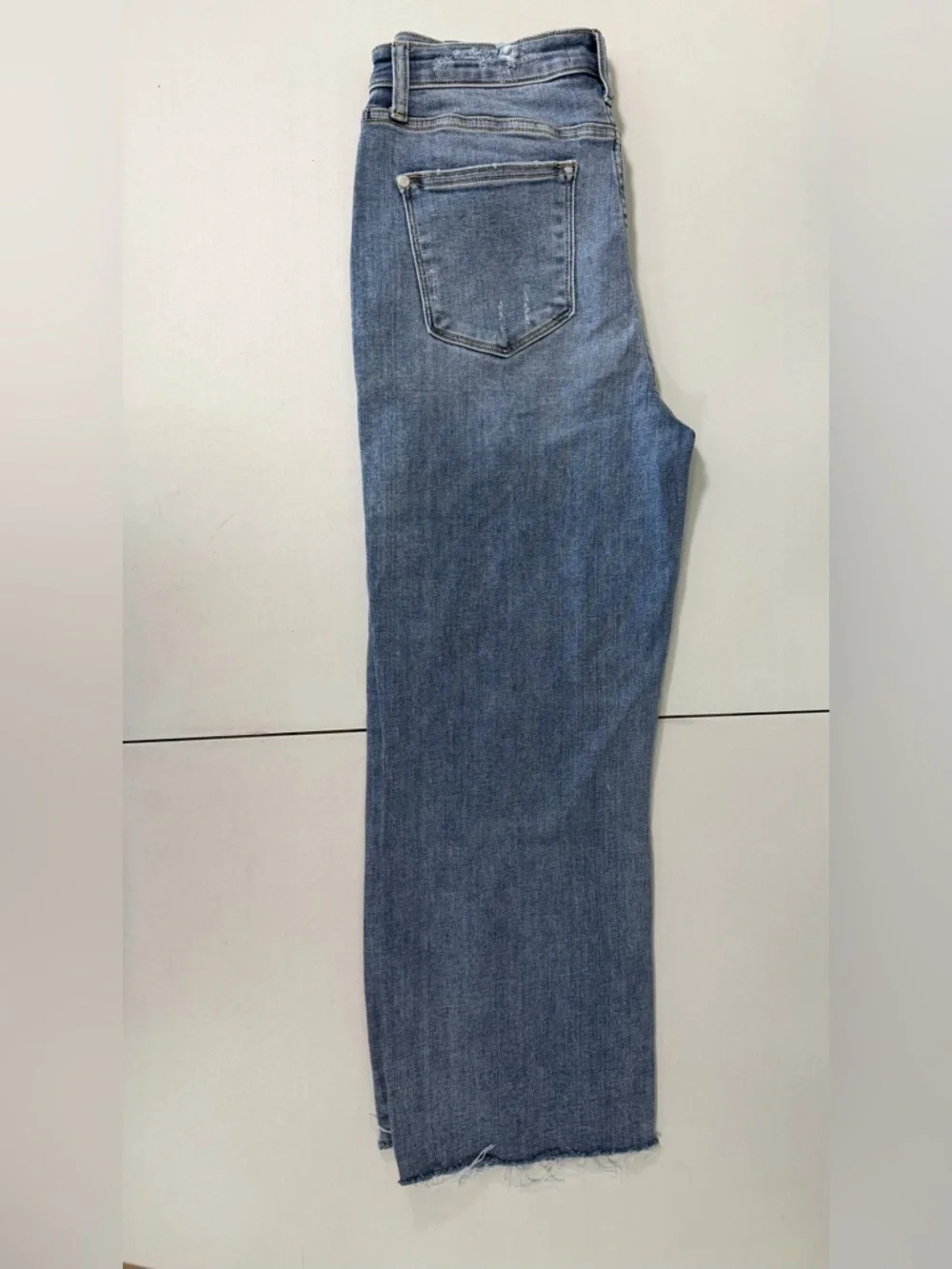 Judy Blue Jeans Womens 9/29 Distressed High Waist Wide Leg Cropped JB82256LT-CO - Picture 5 of 16